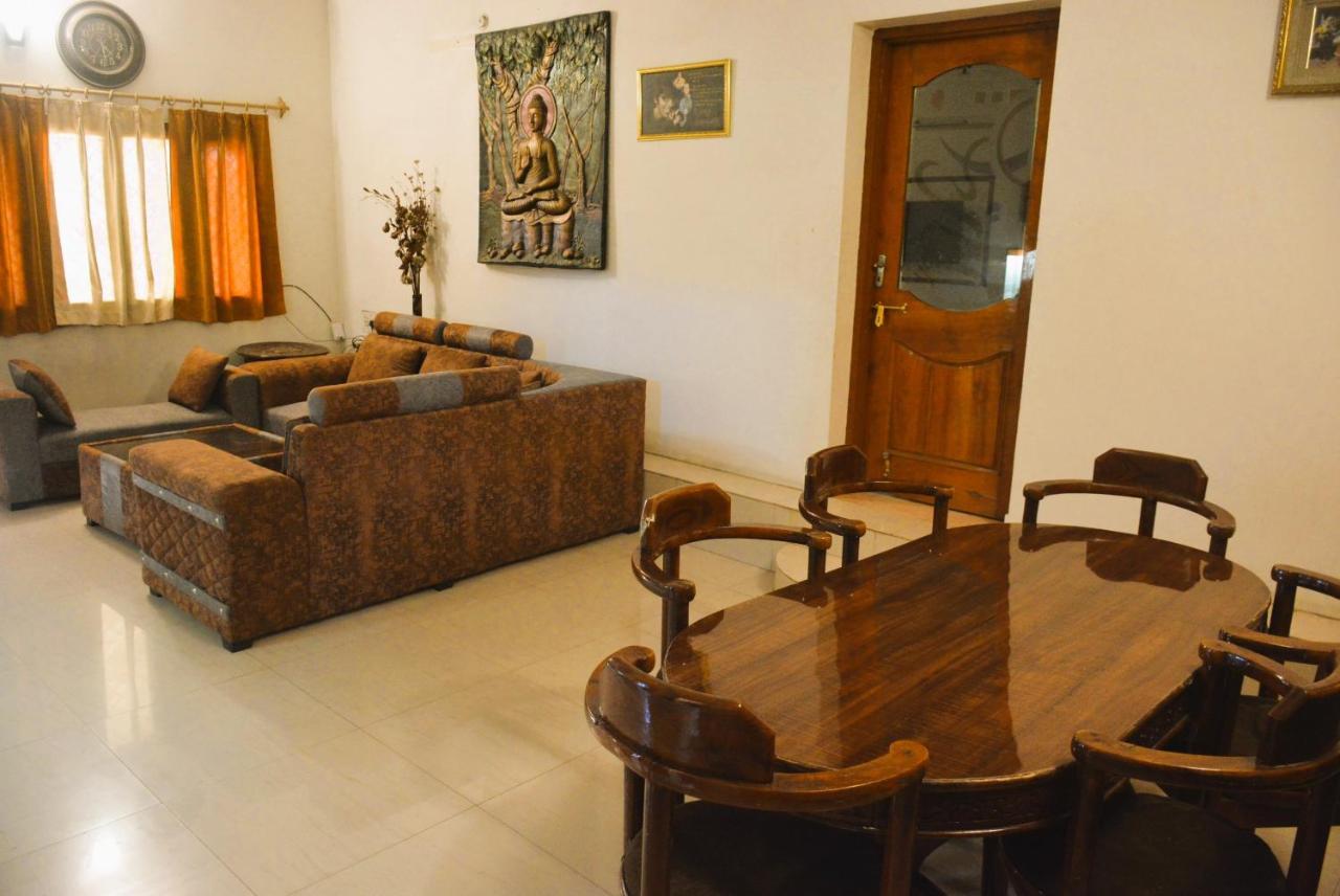 Malaiya Homestay - Grandeur Living Experience Jabalpur Ngoại thất bức ảnh